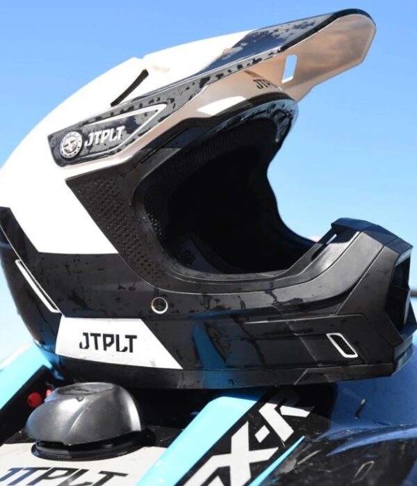 JetPilot casco helmet vault bianco nero white black maremoto genova 4